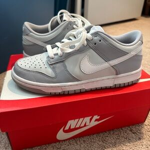 Nike Dunk Low GS in “Pure Platinum/ Wolf Gray”